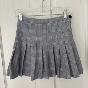Gray Pleated Plaid Skirt